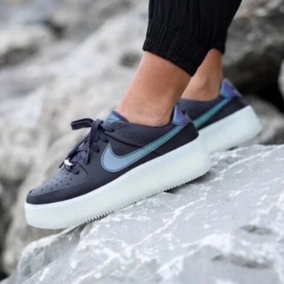 Nike Air Force 1 Sage Low LX Women’s Sneaker Shoes Black Reflective Lace Up 7